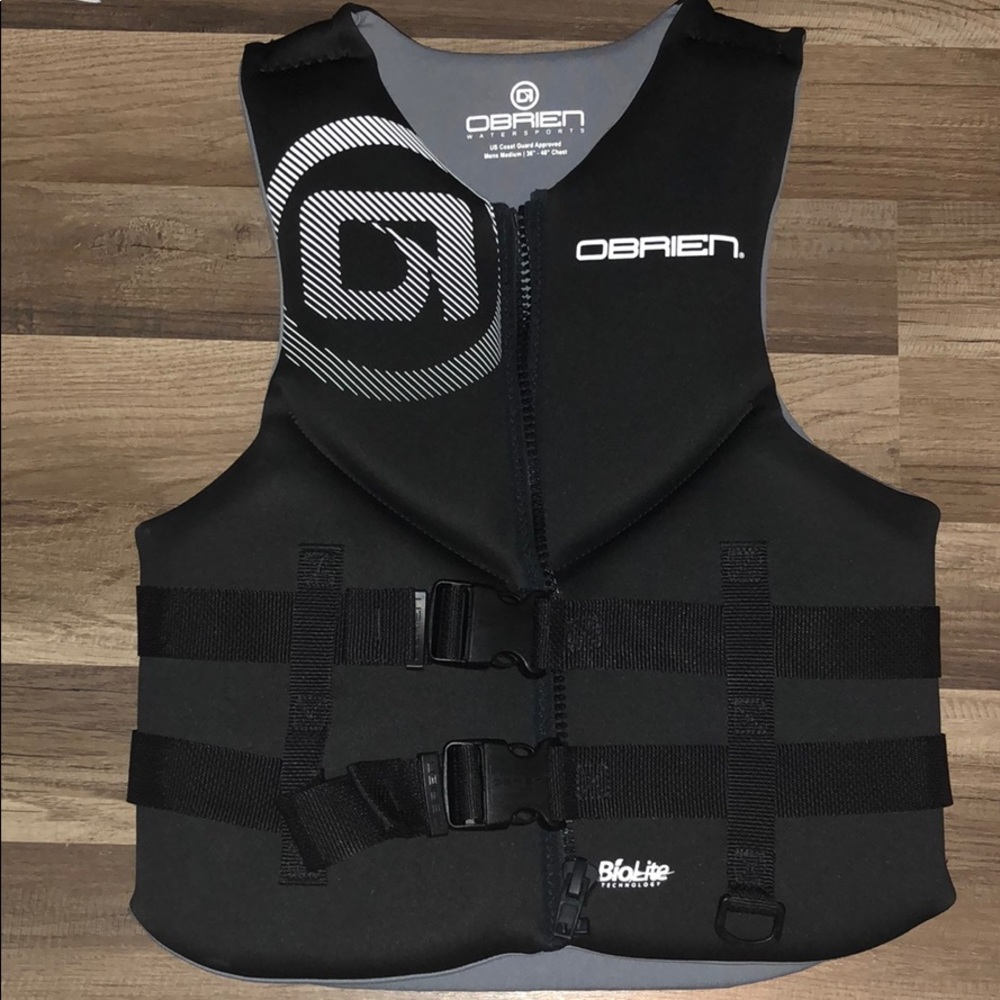 O’Brien wakeboard/water ski vest